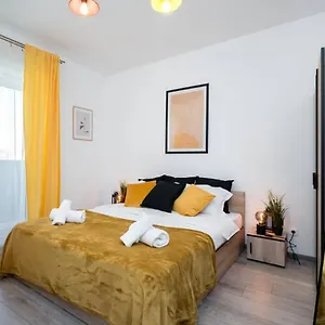  Apartament Carol New Building With Balcony
