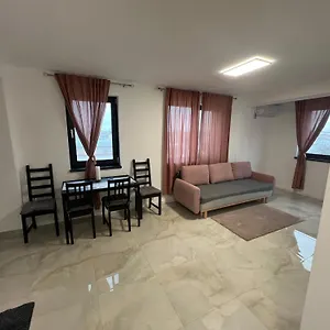  Apartament Everest 33 Ap 4