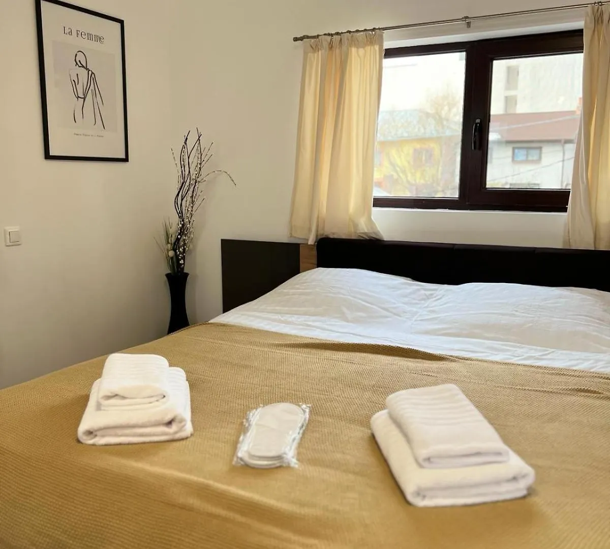 Warm'N Cozy, Modern Baneasa Studio Bucharest